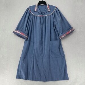 Vtg MODELS COAT House Dress Zip‎ Chambray Pockets Cottagecore Robe Patio MuuMuu
